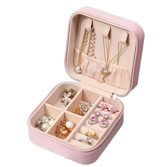 Pink Small PU Leather Jewelry Organizer Box -- Multiple Sections - Zipper - NWT - Picture 3 of 6